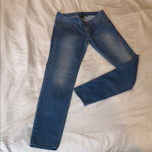 Armani Exchange A|X Women’s Skinny Jeans – Medium Wash – Size 4
